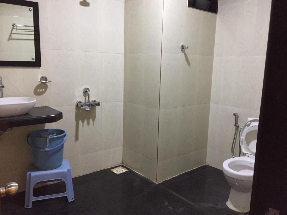 Hotel Green Park Suites Manipala Kültér fotó