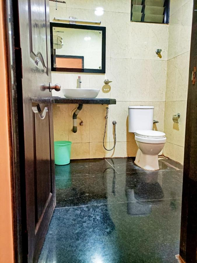 Hotel Green Park Suites Manipala Kültér fotó