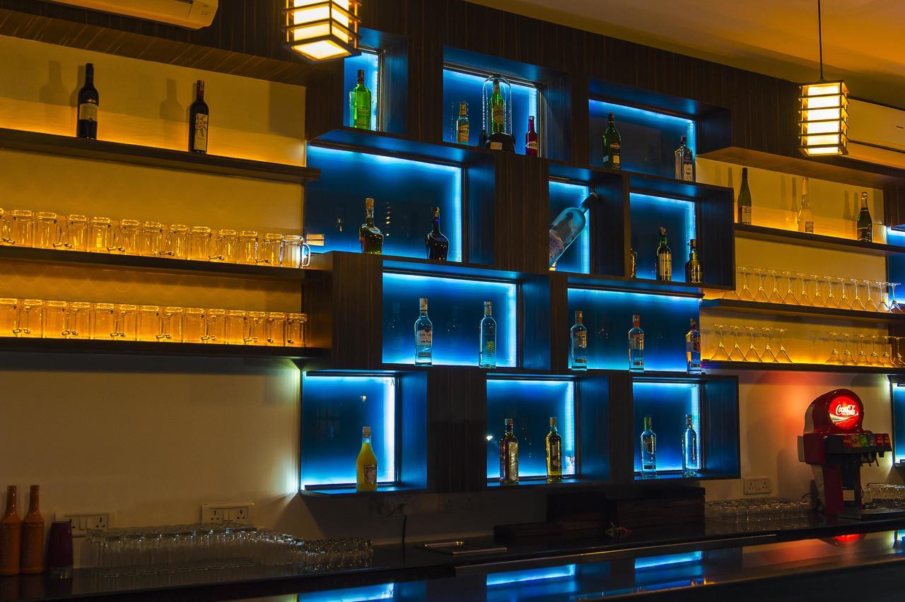 Hotel Green Park Suites Manipala Kültér fotó